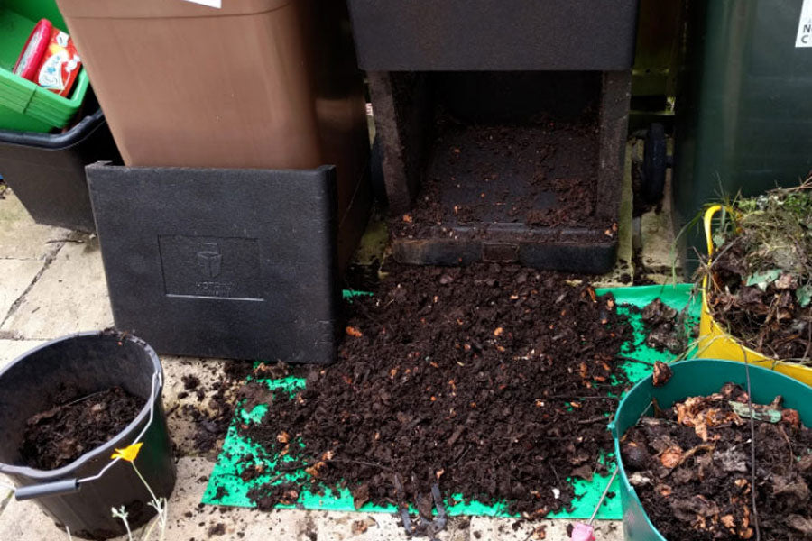Composting Waste in a Small Household